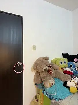 Ema kraus online show from March 8, 2026, 2:04 am