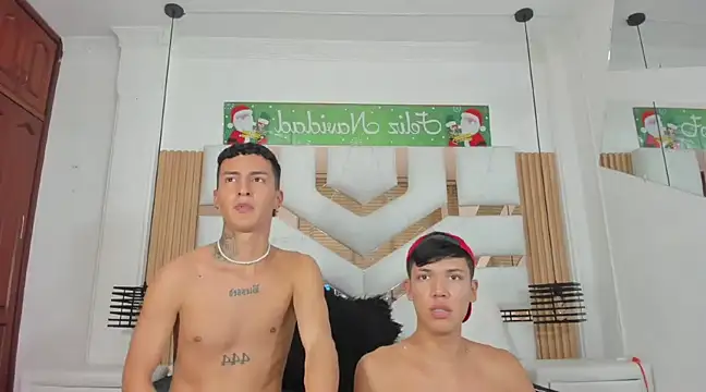 Snapshot of Angel_xxx chatting on December 27, 2024, 10:59 pm Angel xxx online show from December 27, 2024, 10:59 pm