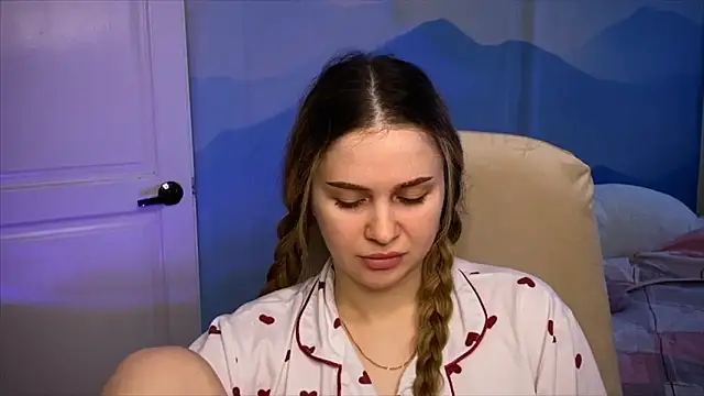 IlonaMurf online show from March 5, 2026, 8:54 am