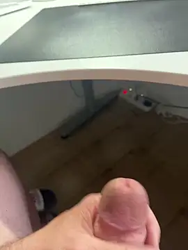 Snapshot of mikiss789 chatting on March 10, 2026, 4:23 pm mikiss789 online show from March 10, 2026, 4:23 pm