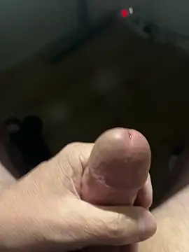 Snapshot of mikiss789 chatting on March 12, 2026, 4:07 am mikiss789 online show from March 12, 2026, 4:07 am