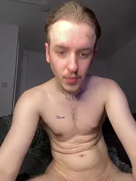 Snapshot of shelovesc chatting on December 23, 2024, 2:45 am shelovesc online show from December 23, 2024, 2:45 am