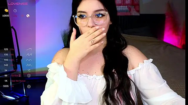 YumiYammy online show from January 4, 2025, 9:09 pm