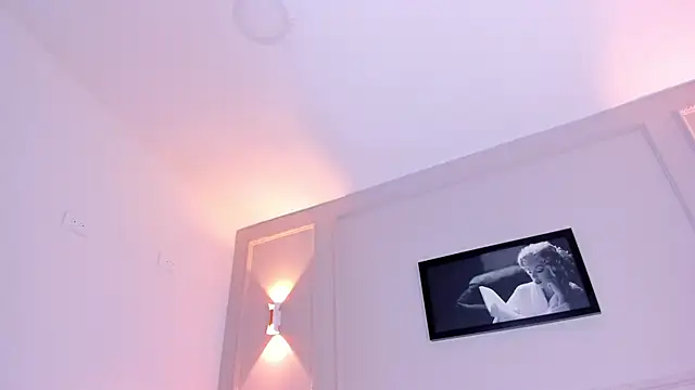 anniemartinezz online show from December 27, 2024, 5:59 pm