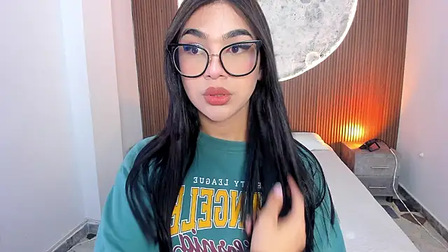 Snapshot of RoseCassie chatting on March 9, 2026, 1:59 pm RoseCassie online show from March 9, 2026, 1:59 pm