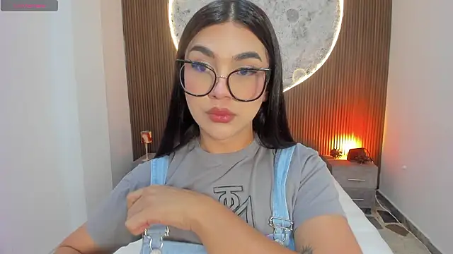 Snapshot of RoseCassie chatting on March 12, 2026, 1:06 pm RoseCassie online show from March 12, 2026, 1:06 pm