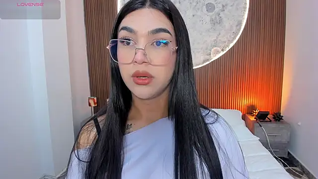 Snapshot of RoseCassie chatting on March 13, 2026, 1:18 pm RoseCassie online show from March 13, 2026, 1:18 pm