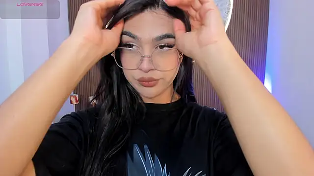 Snapshot of RoseCassie chatting on March 14, 2026, 1:27 pm RoseCassie online show from March 14, 2026, 1:27 pm