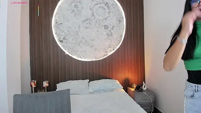 Snapshot of RoseCassie chatting on March 22, 2026, 1:25 pm RoseCassie online show from March 22, 2026, 1:25 pm