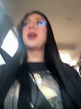 Snapshot of RoseCassie chatting on April 2, 2026, 1:20 pm RoseCassie online show from April 2, 2026, 1:20 pm