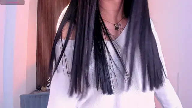 Snapshot of RoseCassie chatting on May 4, 2026, 1:51 pm RoseCassie online show from May 4, 2026, 1:51 pm