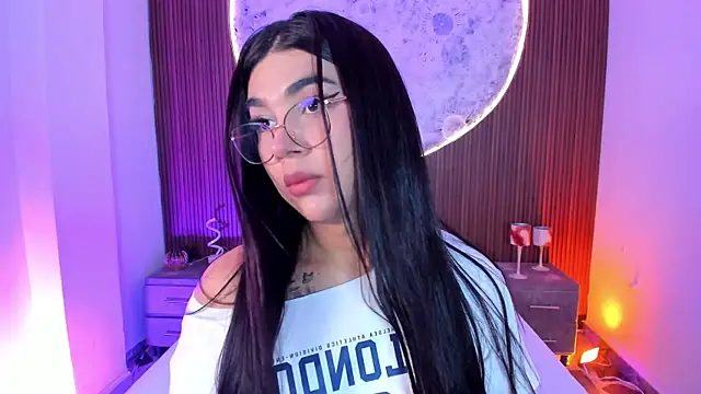 Snapshot of RoseCassie chatting on May 28, 2026, 2:03 pm RoseCassie online show from May 28, 2026, 2:03 pm