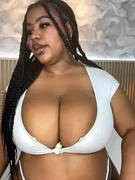 AinaraJimenez online show from November 5, 2025, 7:03 pm