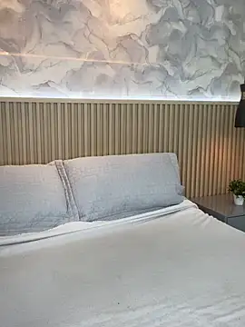 AinaraJimenez online show from November 26, 2025, 7:04 pm