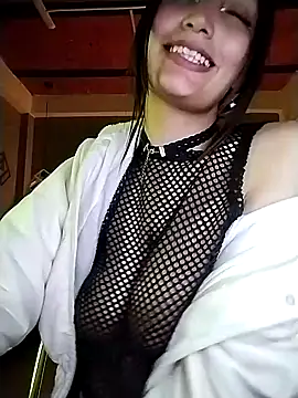 mia collens online show from January 28, 2025, 1:18 am