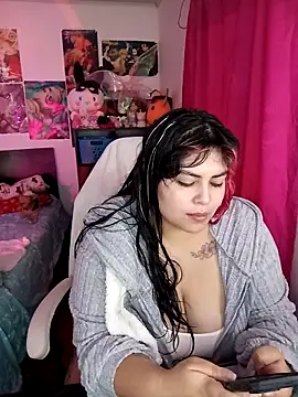 Pinky-Flower online show from February 26, 2026, 3:33 pm