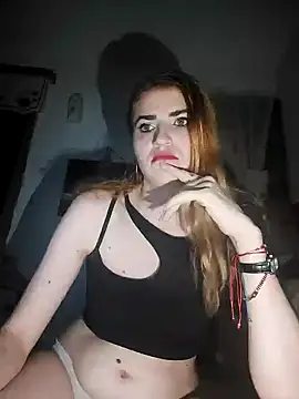 Snapshot of Anne-Mo chatting on March 4, 2025, 10:16 pm Anne-Mo online show from March 4, 2025, 10:16 pm