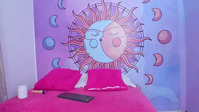 Mariana 16  online show from October 16, 2025, 7:48 pm