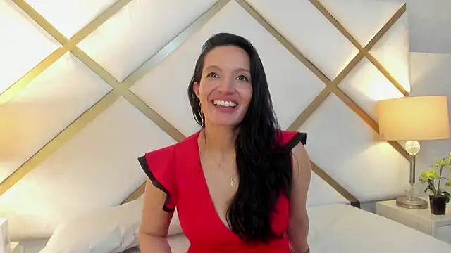 AmyRox  online show from January 31, 2025, 2:39 pm