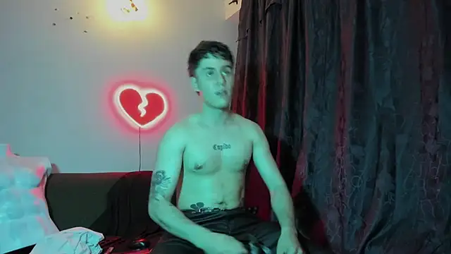 Antonello Vannucci online show from December 25, 2024, 1:53 am