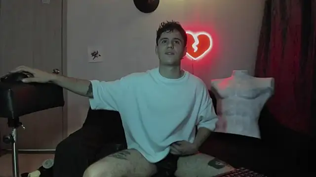 Antonello Vannucci online show from December 27, 2024, 2:58 am