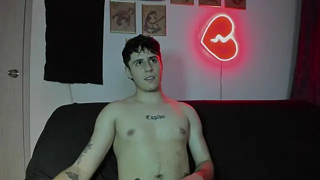 Antonello Vannucci online show from January 5, 2025, 10:29 pm