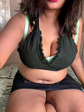 honeyboobies7249 online show from November 13, 2025, 5:12 pm