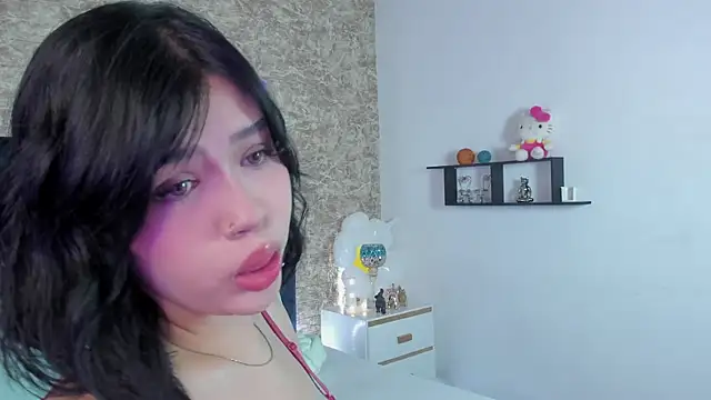 Lily Woodz online show from November 24, 2025, 7:02 pm