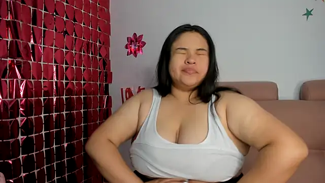 lizzie c online show from March 20, 2026, 5:23 am