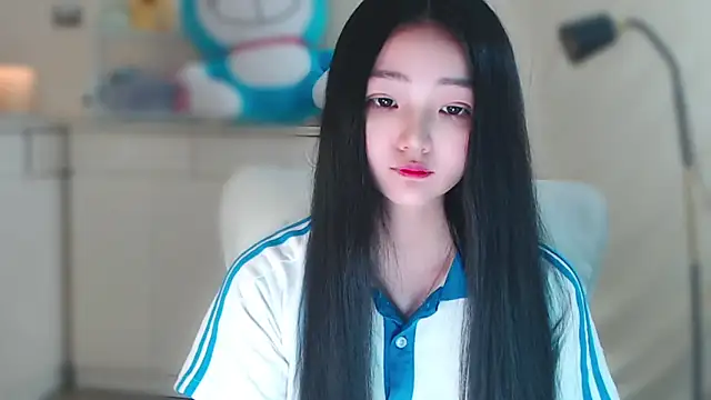 xiao-xiao-D online show from January 2, 2025, 7:23 am