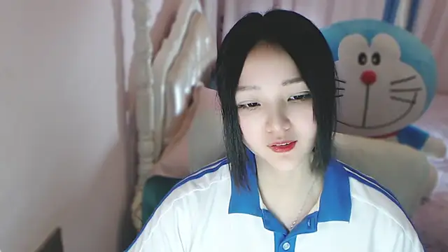 xiao-xiao-D online show from February 19, 2025, 7:50 am