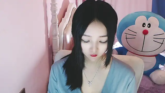 xiao-xiao-D online show from February 19, 2025, 11:17 am