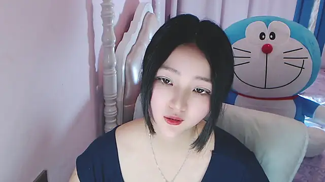 xiao-xiao-D online show from February 20, 2025, 8:17 am
