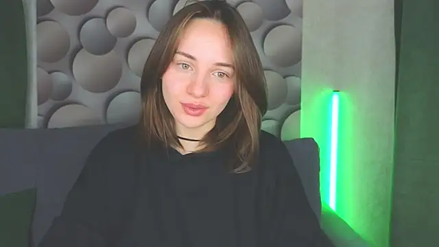 Cute smile sharon online show from February 16, 2025, 2:31 am