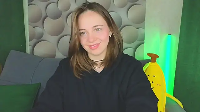 Cute smile sharon online show from March 21, 2025, 3:12 am