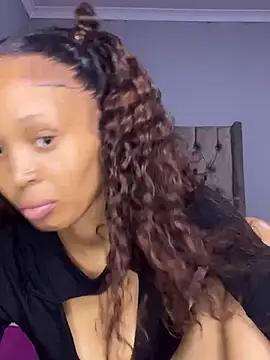 CuteMellow2k online show from December 18, 2024, 10:13 pm