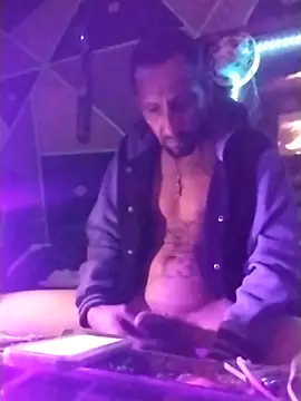 dulcedeseo13 online show from October 23, 2025, 12:15 pm