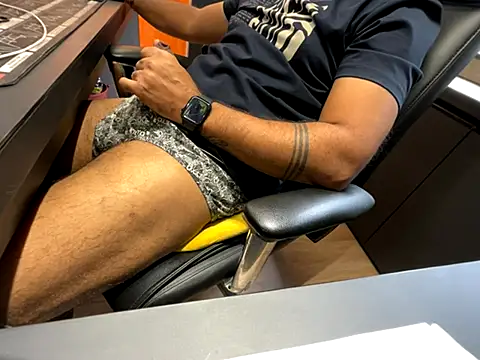 Nil Talreja online show from October 13, 2025, 10:04 am