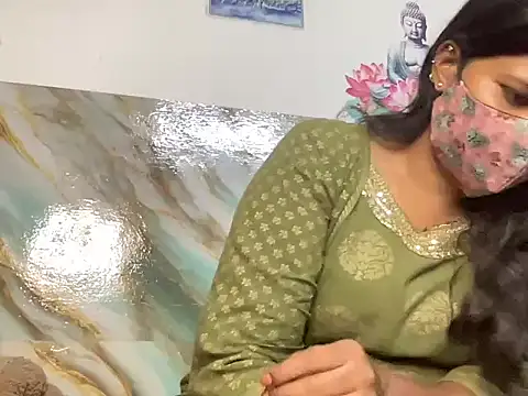 Tamil Sanjana  online show from September 10, 2025, 9:20 am