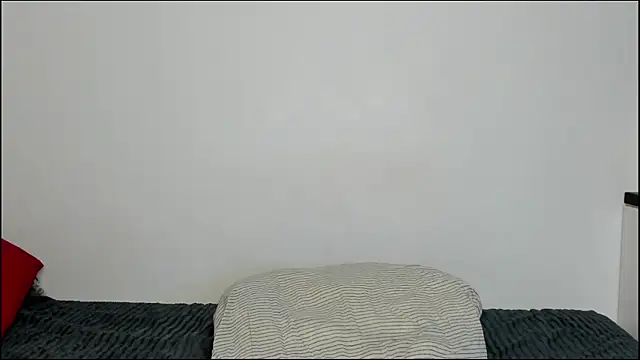 Anna Nott online show from May 6, 2026, 6:41 am