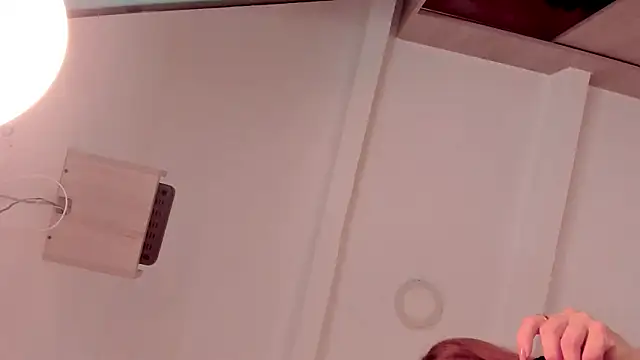 Alissonroses online show from February 22, 2026, 7:23 pm