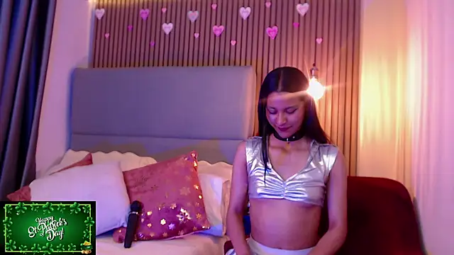 Snapshot of Sienna_Blake_ chatting on March 15, 2025, 8:43 pm Sienna Blake online show from March 15, 2025, 8:43 pm