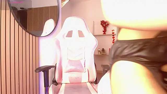 Snapshot of Sienna_Blake_ chatting on October 1, 2025, 7:20 pm Sienna Blake online show from October 1, 2025, 7:20 pm