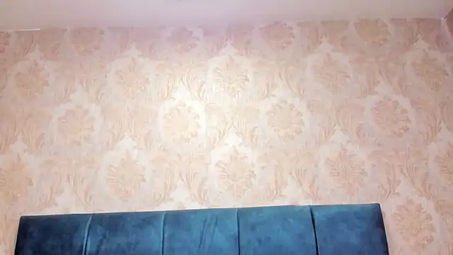 CintiaWalker online show from September 26, 2025, 12:31 pm