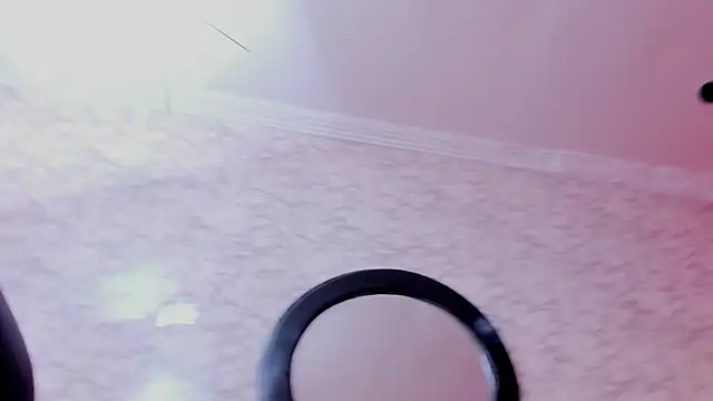 SEXY HOTTIE   online show from January 16, 2025, 3:46 pm