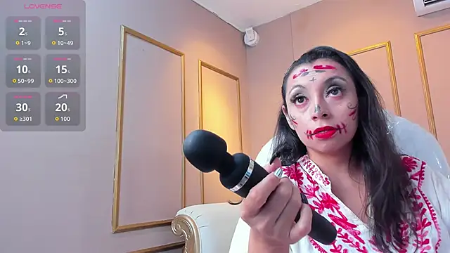 PerlaPreciosa online show from October 24, 2025, 4:09 am