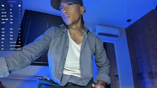 JhonyMiller  online show from January 13, 2026, 7:52 pm