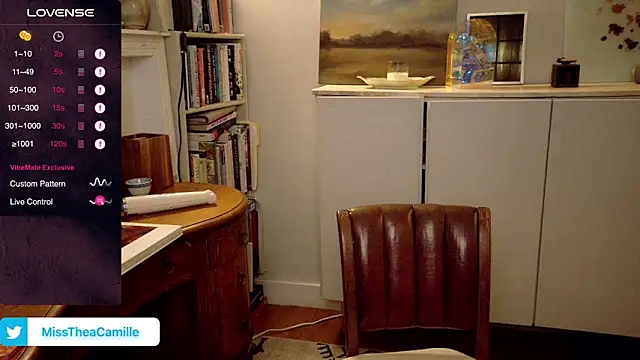 MissTheaCamille online show from January 23, 2025, 11:15 pm