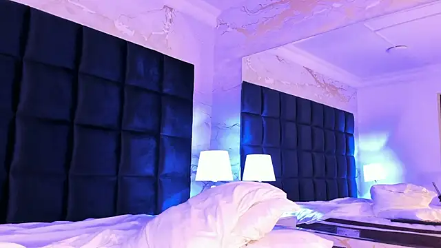 loladupont online show from March 2, 2026, 7:15 am