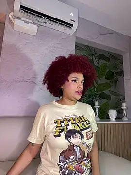 Snapshot of loladupont chatting on April 19, 2026, 2:55 am loladupont online show from April 19, 2026, 2:55 am